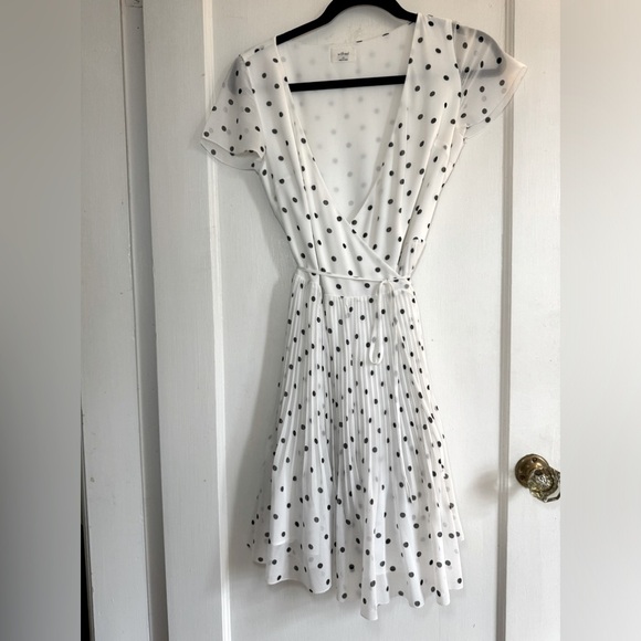 Aritzia Wilfred Beaune Pleated Polka Dot Wrap Dress - Picture 3 of 10